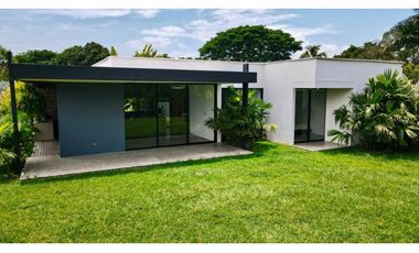 Casa campestre en condominio para la venta en Cerritos, Pereira!!!