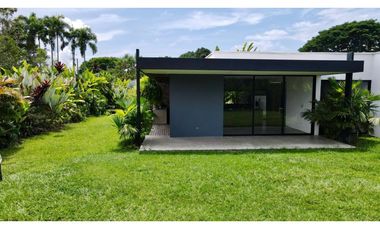 Casa campestre en condominio para la venta en Cerritos, Pereira!!!