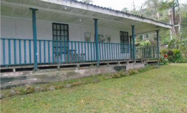 Finca en la Ruta Dapa a Bitaco La Cumbre