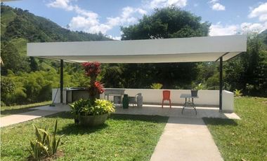 CASA CAMPESTRE EN VENTA EN CHINCHIN CALDAS | CASA DE CAMPO