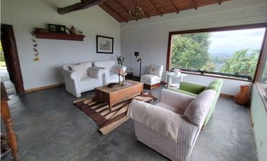 Casa amoblada en Arriendo en El Carmen de Viboral