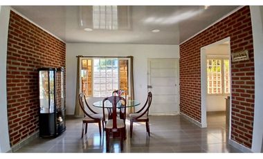 Casa campestre en venta permuta en parcelación Santa Elena El Cerrito