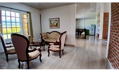 Casa campestre en venta permuta en parcelación Santa Elena El Cerrito