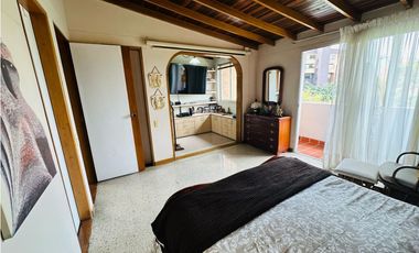 VENDO HERMOSA CASA POBLADO - SECTOR CAMPESTRE