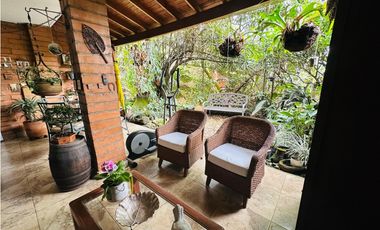 VENDO HERMOSA CASA POBLADO - SECTOR CAMPESTRE