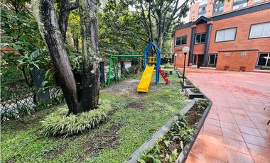 VENDO HERMOSA CASA POBLADO - SECTOR CAMPESTRE