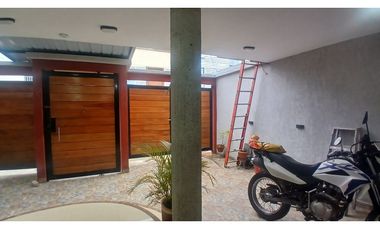 Alquiler casa amoblada de 3 habitaciones en Campobello