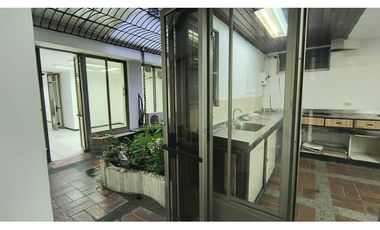 SE VENDE O PERMUTA  APARTAMENTO CENTRO INDEPENDIENTE