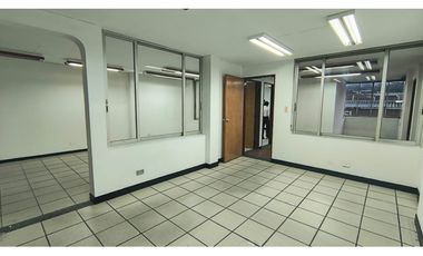 SE VENDE O PERMUTA  APARTAMENTO CENTRO INDEPENDIENTE