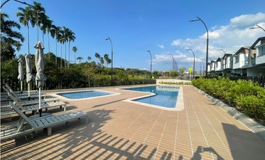 CASA EN ARRIENDO