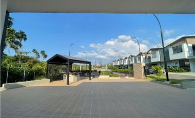 CASA EN ARRIENDO