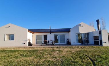 VENTA CASA A ESTRENAR. HARAS EL MALACATE