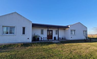 VENTA CASA A ESTRENAR. HARAS EL MALACATE