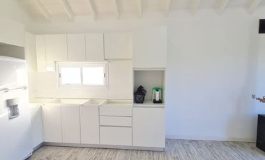 VENTA CASA A ESTRENAR. HARAS EL MALACATE