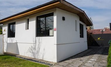 Casa en Arriendo en Las Hualtatas / Gerónimo de Alderete