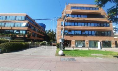 Oficina en Arriendo en Alonso de Córdova - Nueva Costanera