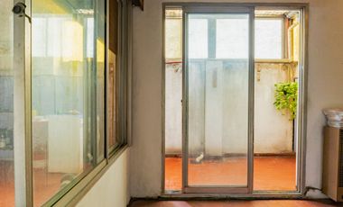 VENTA PROPIEDAD MULTIFAMILIAR EN CASEROS PERMUTA