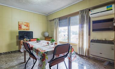 VENTA PROPIEDAD MULTIFAMILIAR EN CASEROS PERMUTA