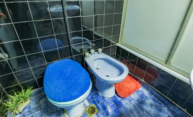 VENTA PROPIEDAD MULTIFAMILIAR EN CASEROS PERMUTA