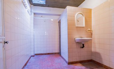 VENTA PROPIEDAD MULTIFAMILIAR EN CASEROS PERMUTA