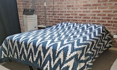VENDE CASA CON UNA HABITACION,  PLOTTIER