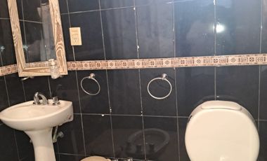 VENDE CASA CON UNA HABITACION,  PLOTTIER