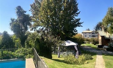 Casa en Venta en Camino Troncal / Los Cardos / Jardín botánico