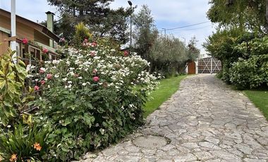 Parcela en Venta en Camino Troncal / Los Cardos / Jardín botánico