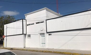 SE RENTA BODEGA CON OFICINAS
