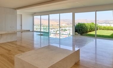 VENDO PENTHOUSE EN TORRE VEDANA LOMAS  DE ANGELÓPO ll