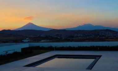 VENDO PENTHOUSE EN TORRE VEDANA LOMAS  DE ANGELÓPO ll