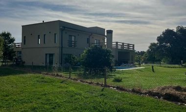 Casa en El Campo Fincas Exclusivas Cardales