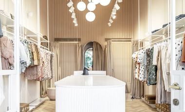 RENTA de Hermoso Local con 57M2 Plaza Comercial