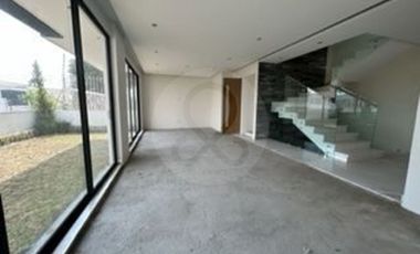 Casa en condominio en venta en Lomas de Tecamachalco