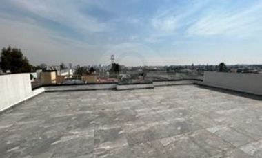 Casa en condominio en venta en Lomas de Tecamachalco