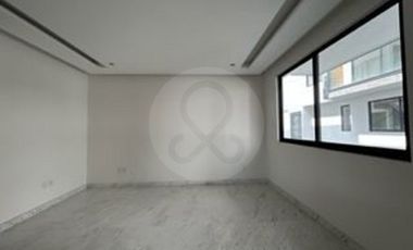 Casa en condominio en venta en Lomas de Tecamachalco