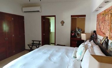 VILLA  DE LUJO EN VENTA PEGADA A LA PLAYA, KOVAY GARDENS