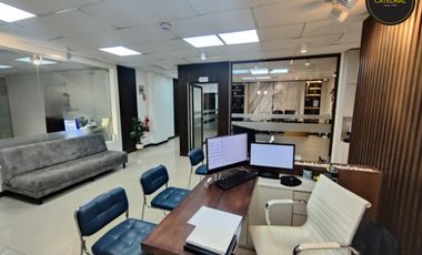 Local de venta en 10 de Agosto – código:21627