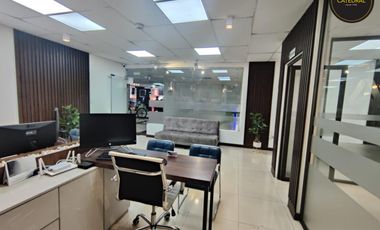 Local de venta en 10 de Agosto – código:21627