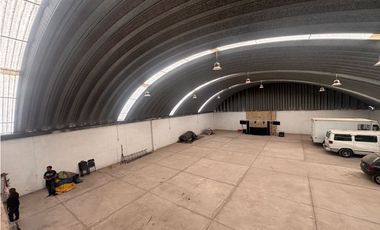 Bodega en San Juan del Rio, cerca de avenida central, 600m2, Bifásica