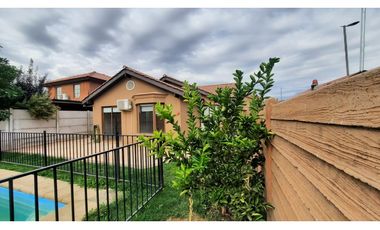 Venta Casa en Condominio Alto San Esteban, 3D 2B, piscina.