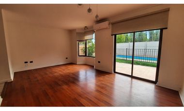 Venta Casa en Condominio Alto San Esteban, 3D 2B, piscina.