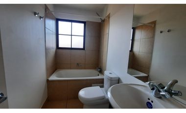 Venta Casa en Condominio Alto San Esteban, 3D 2B, piscina.