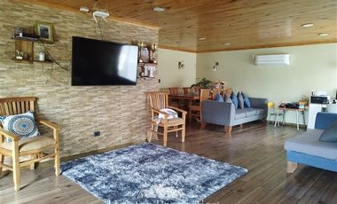 Casa en Venta en pedro lo miranda, porton negro de lata vereda oeste.