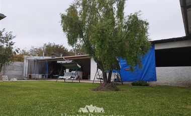 Casa en Venta en pedro lo miranda, porton negro de lata vereda oeste.