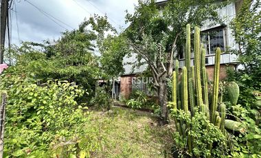 CASA DE ESQUINA DE 2 PISOS AV ARGENTINA VALDIVIA SOLO VTA CONTADO