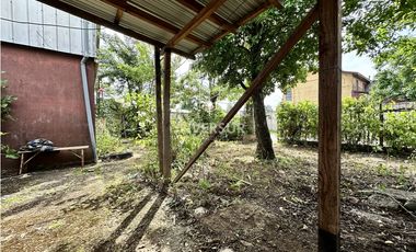 CASA DE ESQUINA DE 2 PISOS AV ARGENTINA VALDIVIA SOLO VTA CONTADO