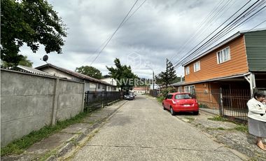CASA DE ESQUINA DE 2 PISOS AV ARGENTINA VALDIVIA SOLO VTA CONTADO