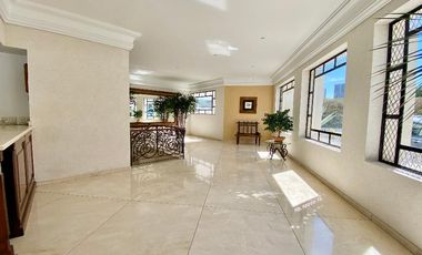 Exquisito departamento en Paraíso - Lomas Country