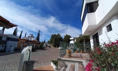 VENTA DE CASA EN CONDOMINIO - HACIENDA SAN PEDRO -VILLAS DEL MESON JURIQUILLA